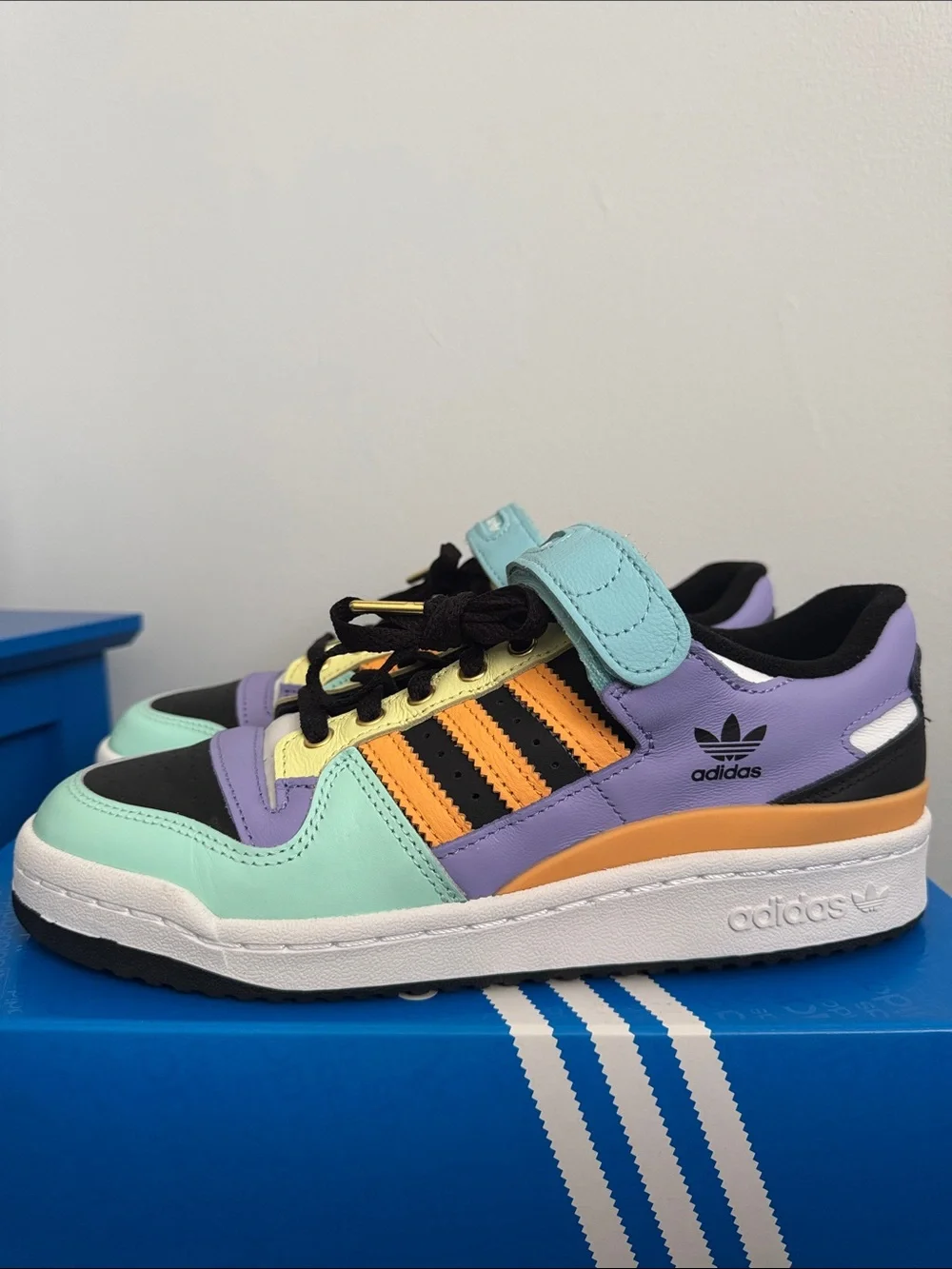 Adidas Forum Lo Sneakers